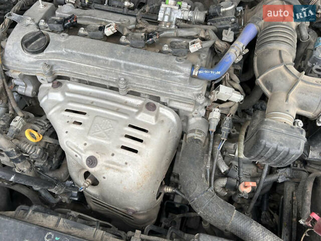 Серый Тойота Авенсис, объемом двигателя 2 л и пробегом 358 тыс. км за 7399 $, фото 21 на Automoto.ua