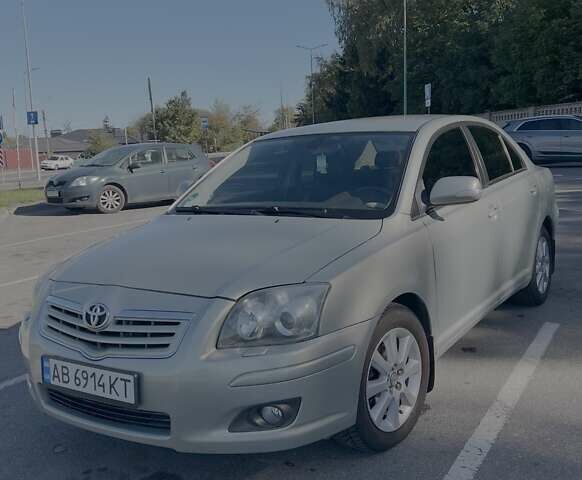 Серый Тойота Авенсис, объемом двигателя 1.79 л и пробегом 239 тыс. км за 6800 $, фото 1 на Automoto.ua