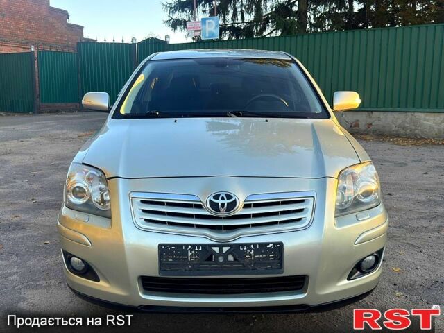 Серый Тойота Авенсис, объемом двигателя 1.8 л и пробегом 170 тыс. км за 6500 $, фото 1 на Automoto.ua