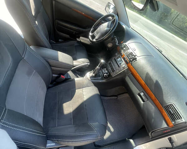 Серый Тойота Авенсис, объемом двигателя 1.8 л и пробегом 254 тыс. км за 7850 $, фото 8 на Automoto.ua