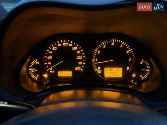 Серый Тойота Авенсис, объемом двигателя 1.6 л и пробегом 300 тыс. км за 5250 $, фото 31 на Automoto.ua