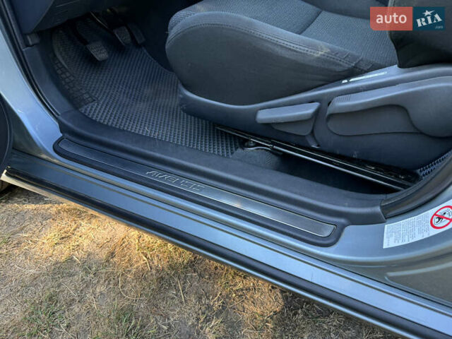 Серый Тойота Авенсис, объемом двигателя 1.79 л и пробегом 225 тыс. км за 7500 $, фото 27 на Automoto.ua