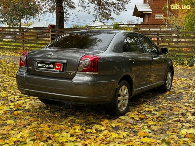 Серый Тойота Авенсис, объемом двигателя 2 л и пробегом 127 тыс. км за 7490 $, фото 6 на Automoto.ua