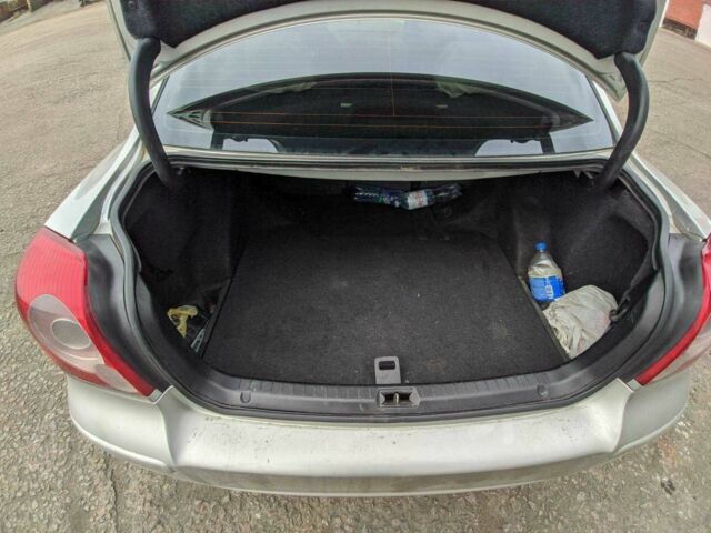 Серый Тойота Авенсис, объемом двигателя 0 л и пробегом 835 тыс. км за 4496 $, фото 7 на Automoto.ua