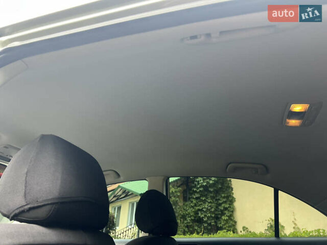 Серый Тойота Авенсис, объемом двигателя 1.8 л и пробегом 225 тыс. км за 7950 $, фото 55 на Automoto.ua