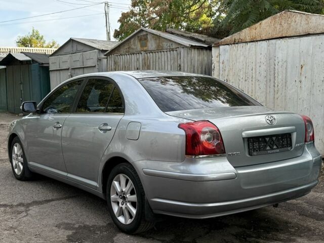 Серый Тойота Авенсис, объемом двигателя 1.8 л и пробегом 258 тыс. км за 6850 $, фото 3 на Automoto.ua