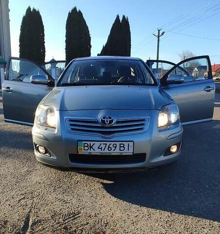 Сірий Тойота Авенсіс, об'ємом двигуна 1.8 л та пробігом 286 тис. км за 7000 $, фото 5 на Automoto.ua