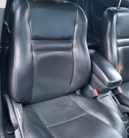 Серый Тойота Авенсис, объемом двигателя 2 л и пробегом 286 тыс. км за 7500 $, фото 3 на Automoto.ua