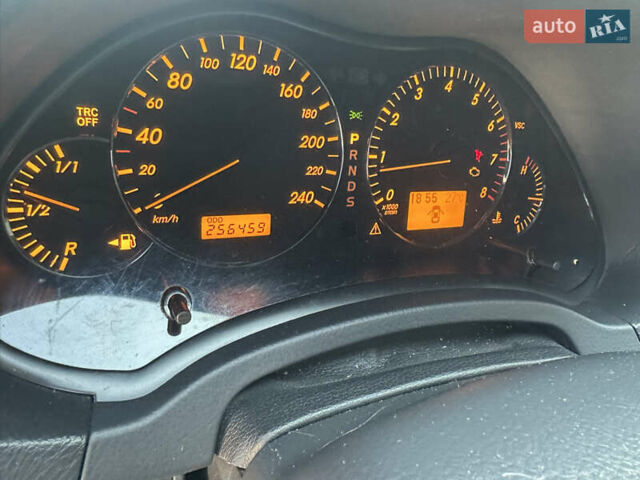 Серый Тойота Авенсис, объемом двигателя 1.79 л и пробегом 256 тыс. км за 7300 $, фото 14 на Automoto.ua