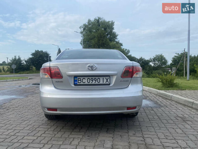 Серый Тойота Авенсис, объемом двигателя 2.2 л и пробегом 270 тыс. км за 9900 $, фото 12 на Automoto.ua