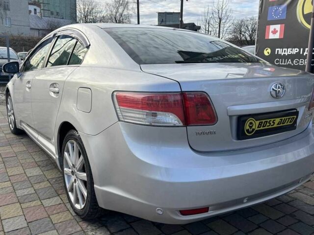 Серый Тойота Авенсис, объемом двигателя 2.2 л и пробегом 340 тыс. км за 9400 $, фото 4 на Automoto.ua
