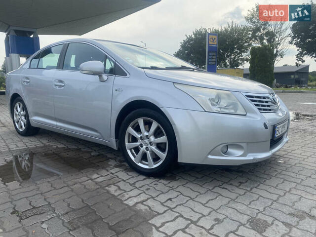 Серый Тойота Авенсис, объемом двигателя 2.2 л и пробегом 270 тыс. км за 9900 $, фото 8 на Automoto.ua