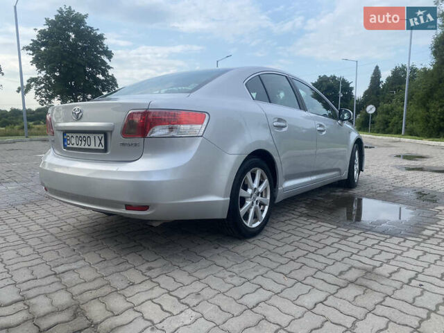 Серый Тойота Авенсис, объемом двигателя 2.2 л и пробегом 270 тыс. км за 9900 $, фото 6 на Automoto.ua