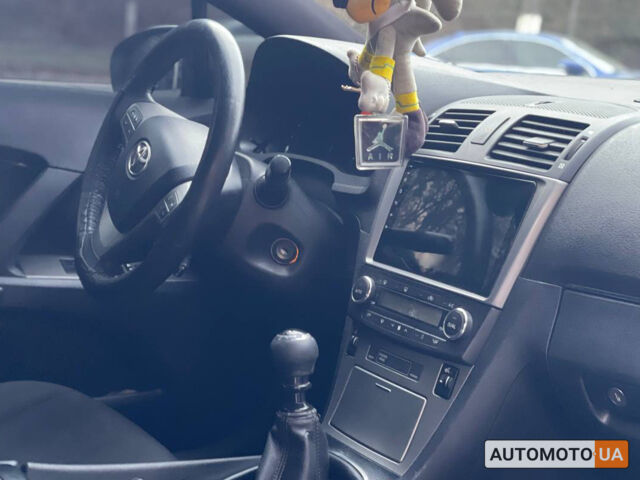 Серый Тойота Авенсис, объемом двигателя 2 л и пробегом 267 тыс. км за 8500 $, фото 15 на Automoto.ua