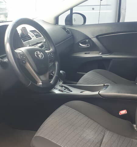 Сірий Тойота Авенсіс, об'ємом двигуна 1.8 л та пробігом 355 тис. км за 8500 $, фото 4 на Automoto.ua