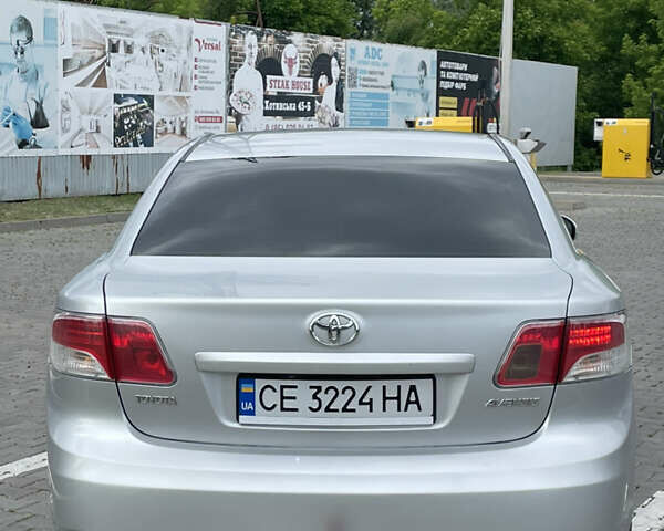 Серый Тойота Авенсис, объемом двигателя 2 л и пробегом 289 тыс. км за 7700 $, фото 3 на Automoto.ua