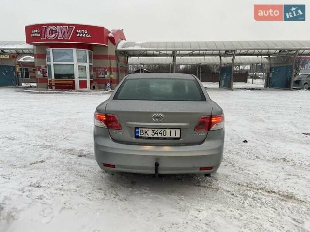 Серый Тойота Авенсис, объемом двигателя 2 л и пробегом 26 тыс. км за 8000 $, фото 1 на Automoto.ua