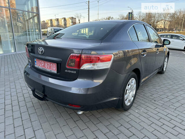 Серый Тойота Авенсис, объемом двигателя 1.6 л и пробегом 220 тыс. км за 8400 $, фото 22 на Automoto.ua