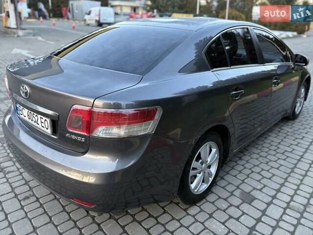 Серый Тойота Авенсис, объемом двигателя 1.8 л и пробегом 283 тыс. км за 8250 $, фото 5 на Automoto.ua