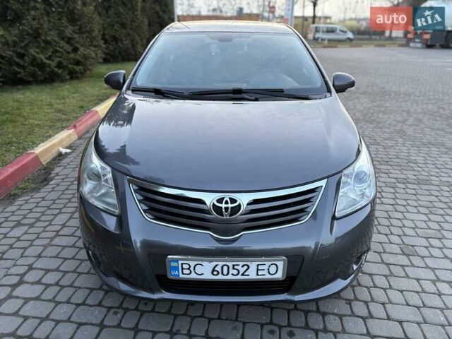 Серый Тойота Авенсис, объемом двигателя 1.8 л и пробегом 283 тыс. км за 8250 $, фото 1 на Automoto.ua