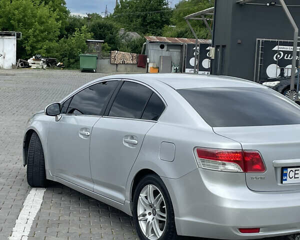 Серый Тойота Авенсис, объемом двигателя 2 л и пробегом 289 тыс. км за 7700 $, фото 4 на Automoto.ua