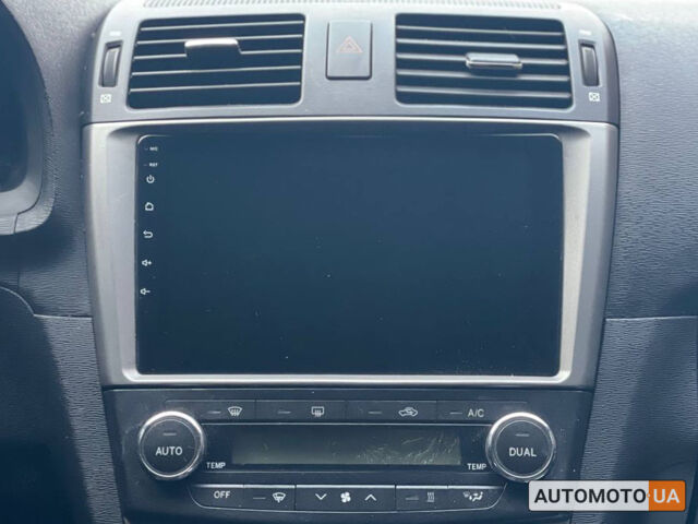 Серый Тойота Авенсис, объемом двигателя 2 л и пробегом 267 тыс. км за 8500 $, фото 11 на Automoto.ua