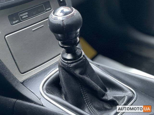 Серый Тойота Авенсис, объемом двигателя 2 л и пробегом 267 тыс. км за 8500 $, фото 12 на Automoto.ua