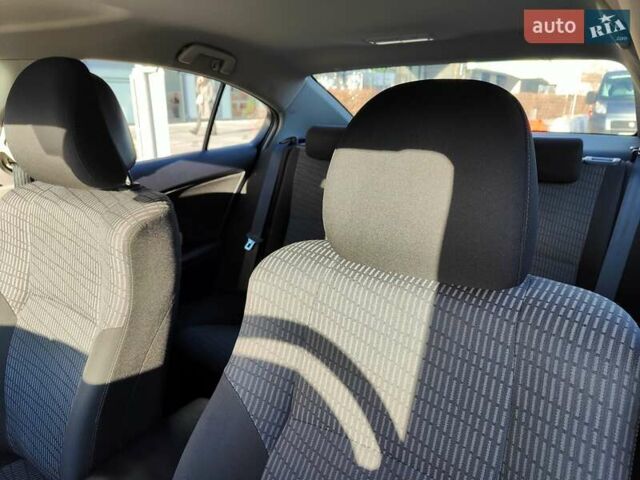 Серый Тойота Авенсис, объемом двигателя 1.8 л и пробегом 279 тыс. км за 6990 $, фото 38 на Automoto.ua