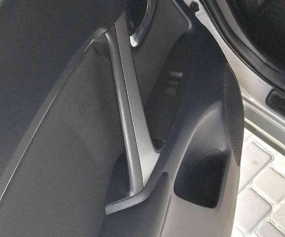 Серый Тойота Авенсис, объемом двигателя 2 л и пробегом 204 тыс. км за 8500 $, фото 16 на Automoto.ua