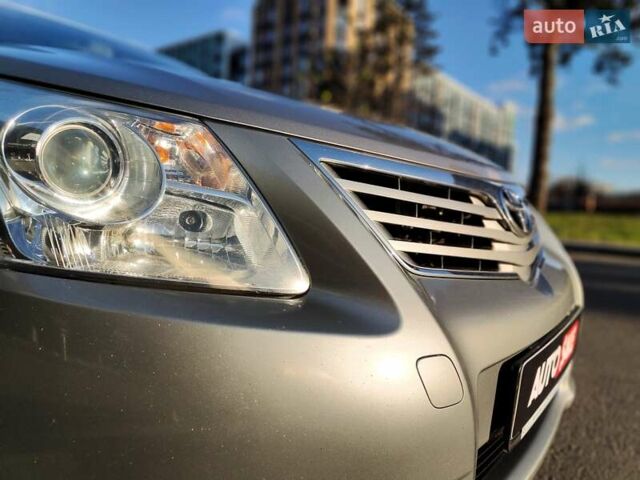 Серый Тойота Авенсис, объемом двигателя 1.8 л и пробегом 279 тыс. км за 6990 $, фото 31 на Automoto.ua