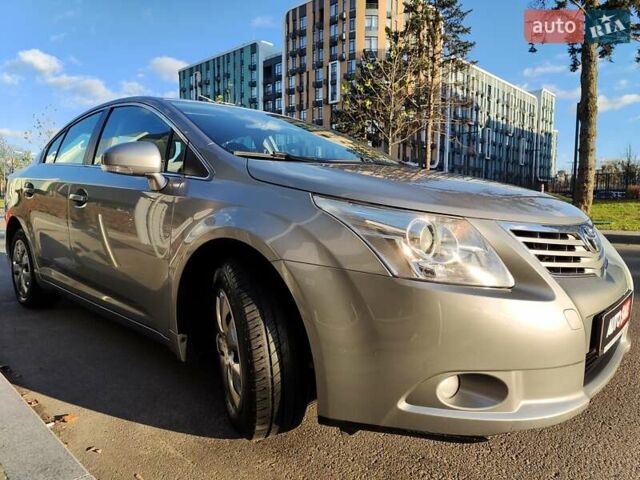 Серый Тойота Авенсис, объемом двигателя 1.8 л и пробегом 279 тыс. км за 6990 $, фото 30 на Automoto.ua