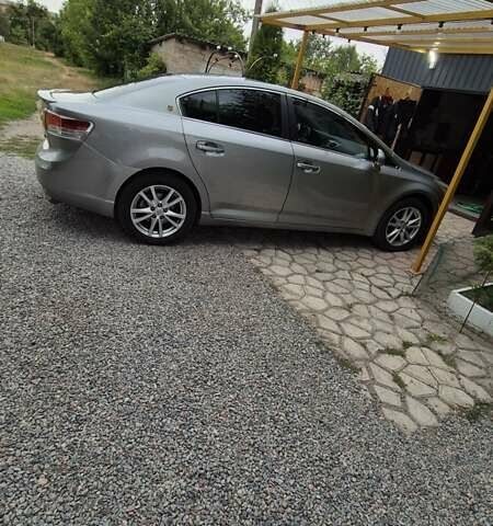 Серый Тойота Авенсис, объемом двигателя 2 л и пробегом 167 тыс. км за 9700 $, фото 16 на Automoto.ua