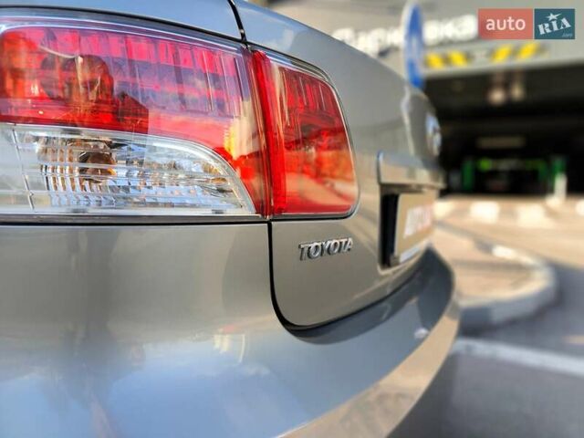 Серый Тойота Авенсис, объемом двигателя 1.8 л и пробегом 279 тыс. км за 6990 $, фото 16 на Automoto.ua