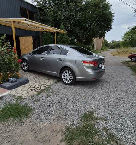 Серый Тойота Авенсис, объемом двигателя 2 л и пробегом 167 тыс. км за 9700 $, фото 14 на Automoto.ua