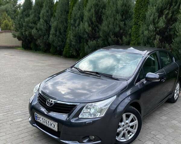 Серый Тойота Авенсис, объемом двигателя 2 л и пробегом 238 тыс. км за 10300 $, фото 6 на Automoto.ua