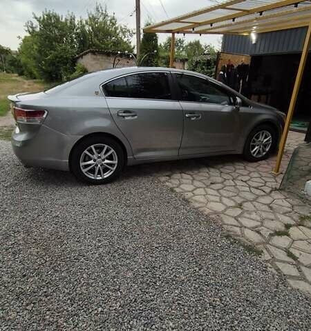 Серый Тойота Авенсис, объемом двигателя 2 л и пробегом 167 тыс. км за 9700 $, фото 15 на Automoto.ua