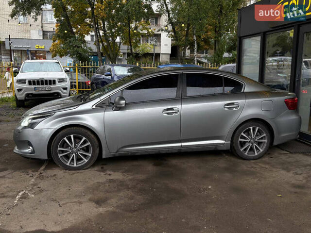 Серый Тойота Авенсис, объемом двигателя 1.8 л и пробегом 250 тыс. км за 11000 $, фото 9 на Automoto.ua