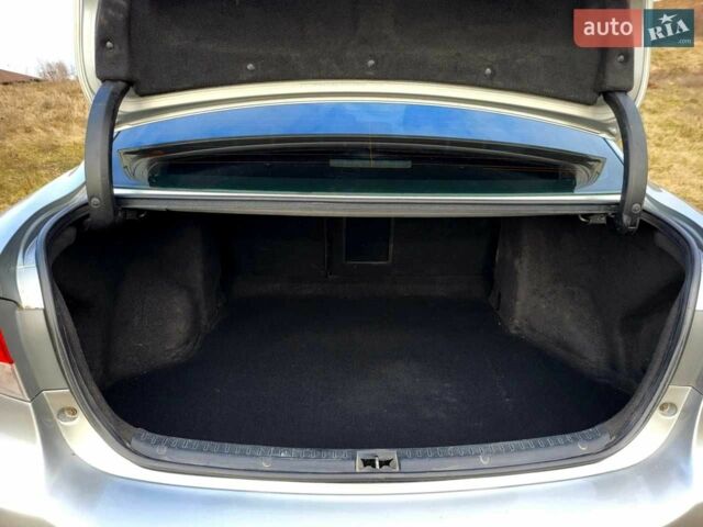 Серый Тойота Авенсис, объемом двигателя 1.8 л и пробегом 226 тыс. км за 8500 $, фото 12 на Automoto.ua