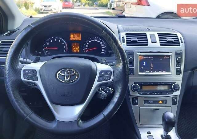 Сірий Тойота Авенсіс, об'ємом двигуна 2 л та пробігом 198 тис. км за 10800 $, фото 13 на Automoto.ua