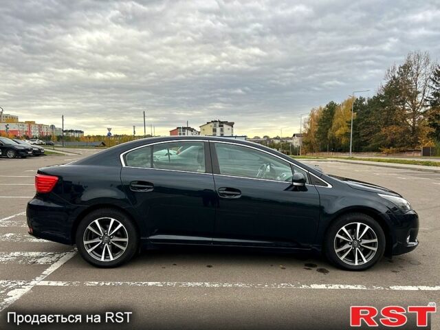 Серый Тойота Авенсис, объемом двигателя 2 л и пробегом 202 тыс. км за 10000 $, фото 5 на Automoto.ua