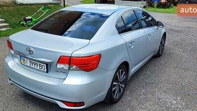 Серый Тойота Авенсис, объемом двигателя 2 л и пробегом 200 тыс. км за 12500 $, фото 6 на Automoto.ua