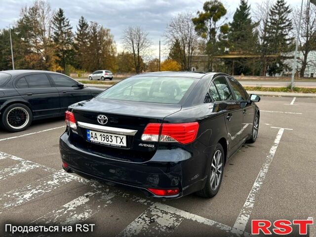 Серый Тойота Авенсис, объемом двигателя 2 л и пробегом 202 тыс. км за 10000 $, фото 4 на Automoto.ua