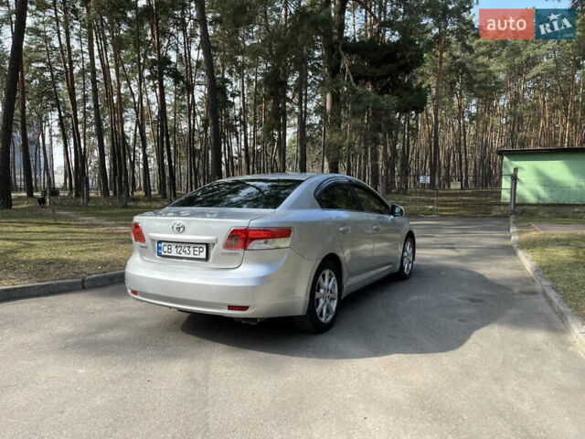 Серый Тойота Авенсис, объемом двигателя 1.8 л и пробегом 275 тыс. км за 8800 $, фото 4 на Automoto.ua