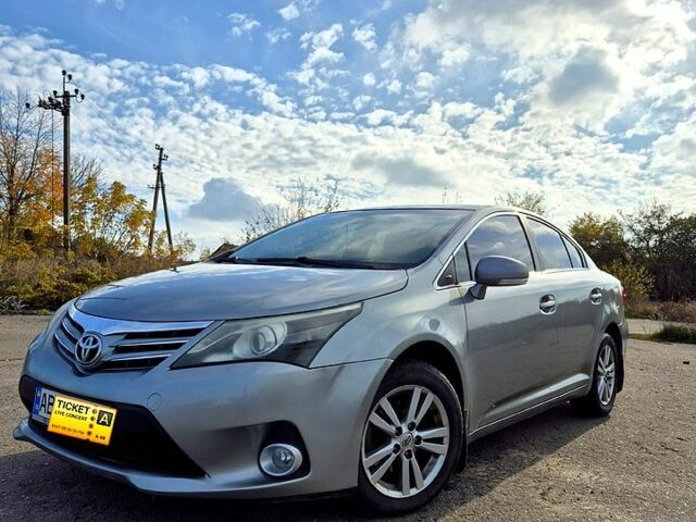 Серый Тойота Авенсис, объемом двигателя 1.8 л и пробегом 135 тыс. км за 11200 $, фото 7 на Automoto.ua