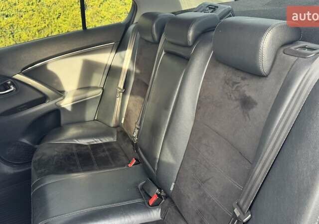 Серый Тойота Авенсис, объемом двигателя 1.99 л и пробегом 230 тыс. км за 10500 $, фото 13 на Automoto.ua