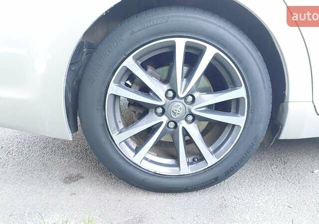 Сірий Тойота Авенсіс, об'ємом двигуна 2 л та пробігом 198 тис. км за 10800 $, фото 23 на Automoto.ua