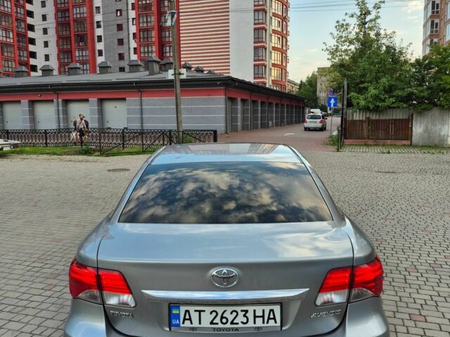 Серый Тойота Авенсис, объемом двигателя 1.8 л и пробегом 226 тыс. км за 8500 $, фото 9 на Automoto.ua