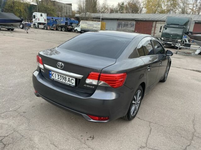 Серый Тойота Авенсис, объемом двигателя 2 л и пробегом 290 тыс. км за 11000 $, фото 6 на Automoto.ua