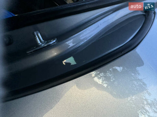 Серый Тойота Авенсис, объемом двигателя 2 л и пробегом 185 тыс. км за 12000 $, фото 8 на Automoto.ua