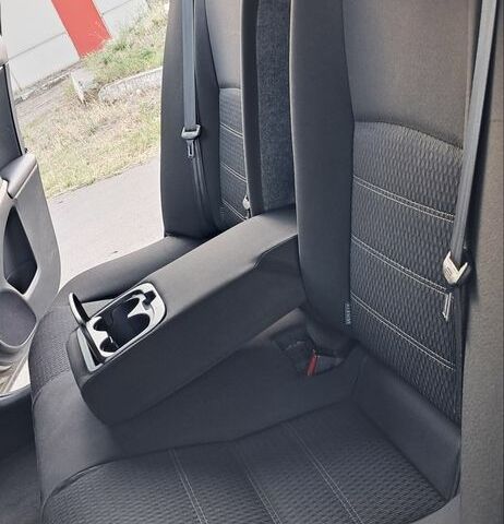 Серый Тойота Авенсис, объемом двигателя 1.8 л и пробегом 97 тыс. км за 10300 $, фото 15 на Automoto.ua